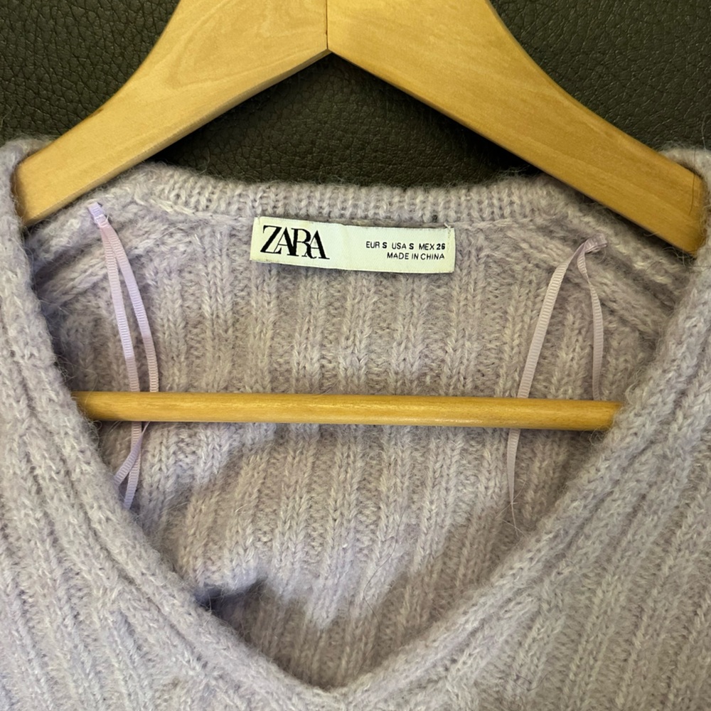 ZARA Cropped Sweater – Size Small 💜 - Picture 6 of 10